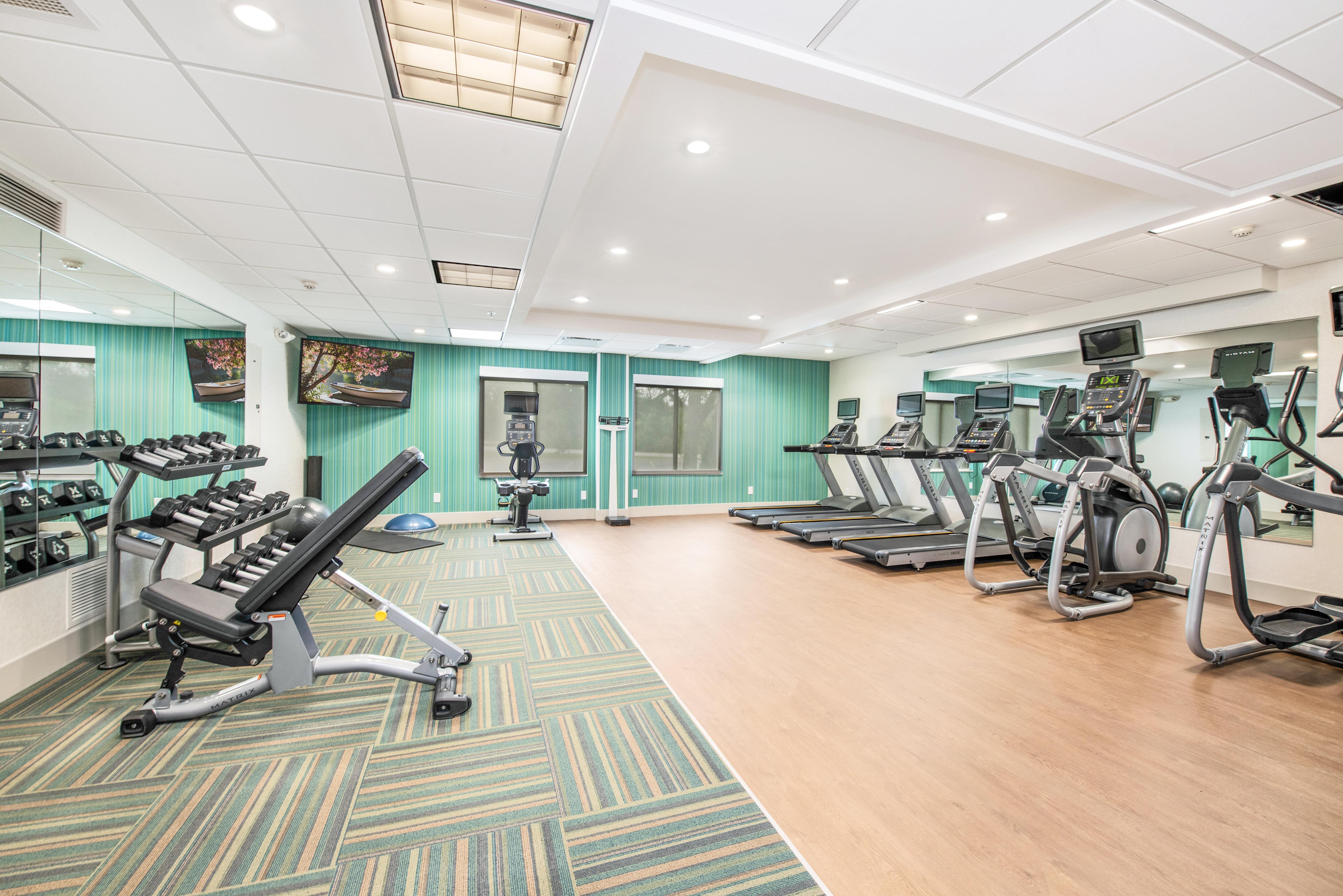 Holiday Inn Express - Delafield By Ihg Bagian luar foto