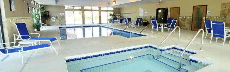 Holiday Inn Express - Delafield By Ihg Bagian luar foto